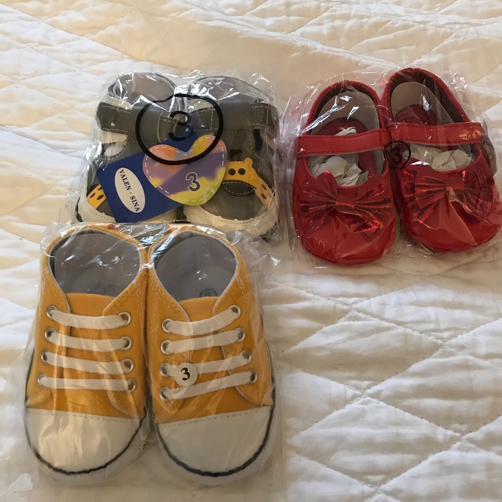 Bundle of Crib Shoes